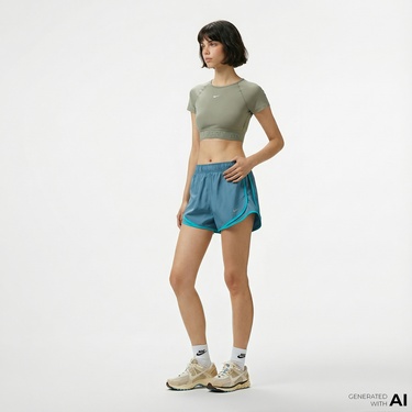  Nike Tempo Dri-Fit 8 cm Kadın Mavi Şort