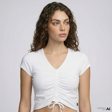  Converse Classic Kadın Slim Fit V Yaka Büzgülü Beyaz T-Shirt