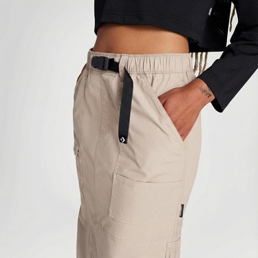  Converse Classic Kadın Bej Etek