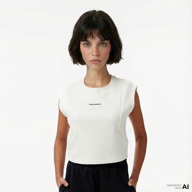  Converse Star Chevron Baskılı Kadın Beyaz T-Shirt