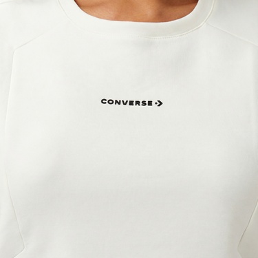  Converse Star Chevron Baskılı Kadın Beyaz T-Shirt