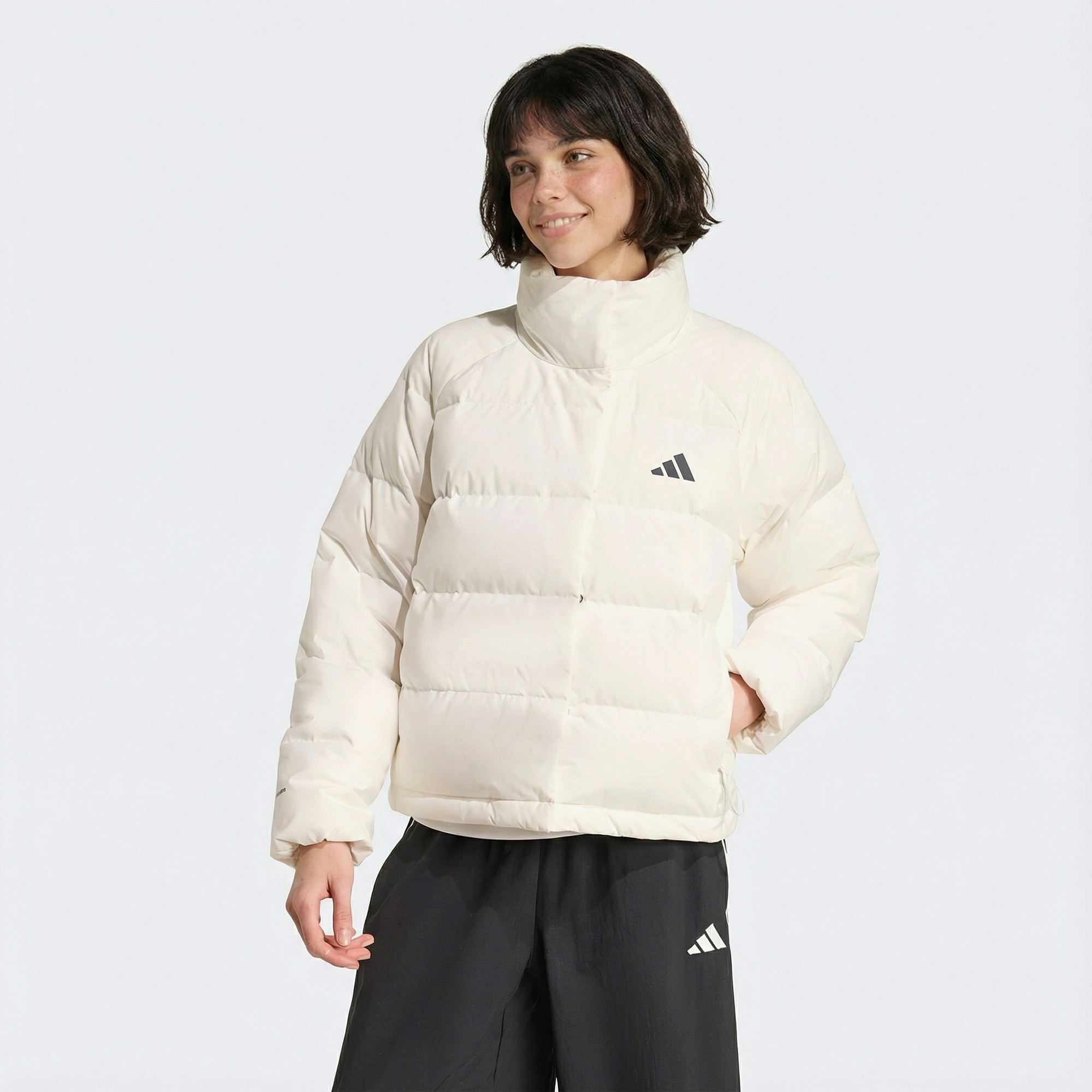 adidas Helionic Relaxed Kadın Beyaz Ceket