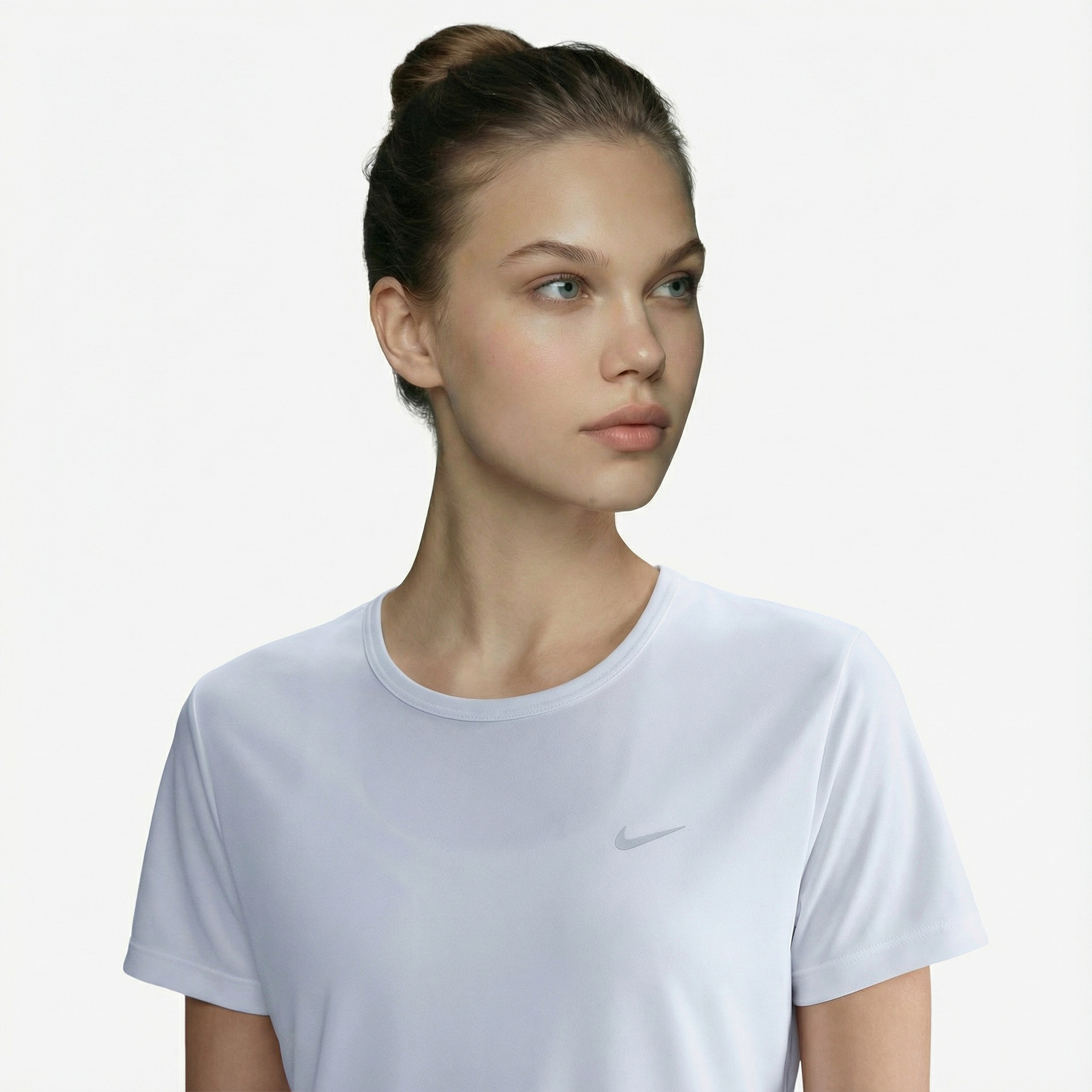  Nike Tempo Dri-Fit Kadın Beyaz T-Shirt