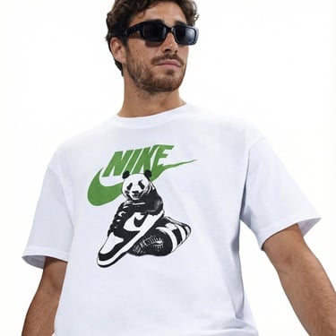  Nike Sportswear Erkek Beyaz T-Shirt