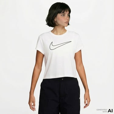  Nike Sportswear Club Kadın Beyaz T-Shirt