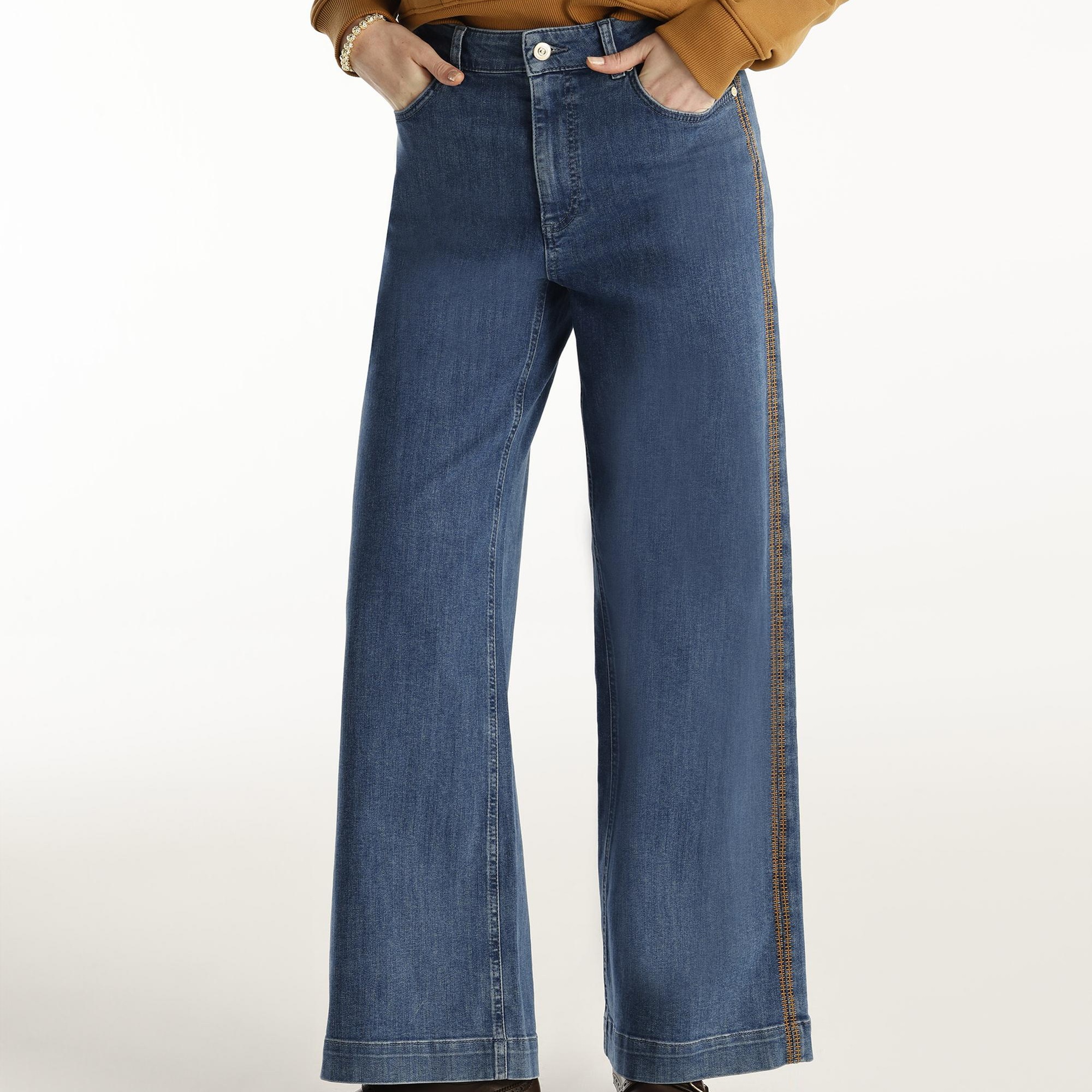 YARGICI Nakış Detaylı Yüksek Bel Geniş Paça Pantolon