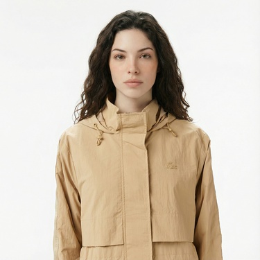  Lacoste Kadın Kapüşonlu Bej Mont