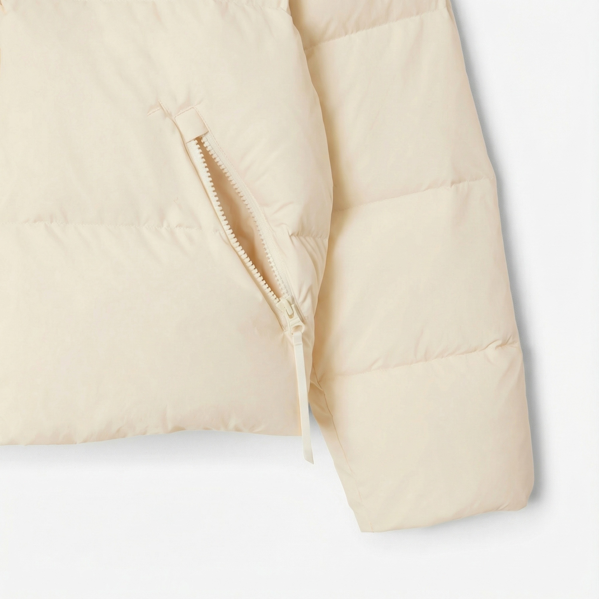 Lacoste Kadın Relaxed Fit Kapüşonlu Krem Şişme Mont