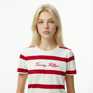  Tommy Hilfiger Script Regular Kadın Beyaz T-Shirt