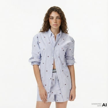  Tommy Hilfiger Embroidered Kadın Mavi Gömlek