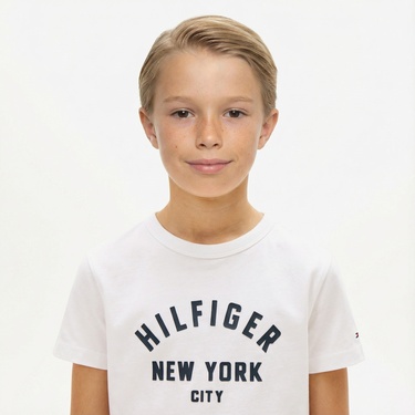  Tommy Hilfiger Curved Graphic Çocuk Beyaz T-Shirt