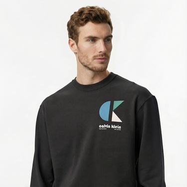  Calvin Klein Terry Bauhaus Logo Erkek Siyah Sweatshirt