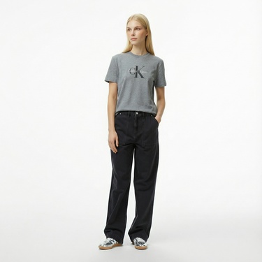  Calvin Klein Hero Classic Monologo Kadın Gri T-Shirt