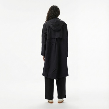  Lacoste Kadın Kapüşonlu Siyah Mont