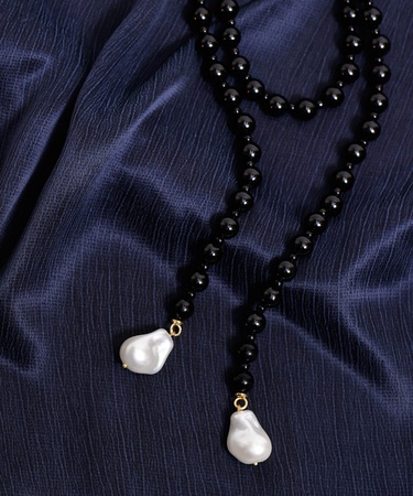  YARGICI Oniks Taşlı Ve Mayorka İncili Uzun Kolye