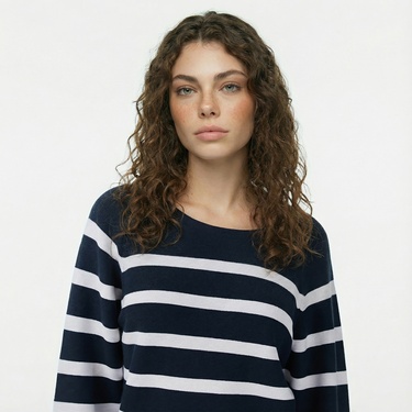  Nautica Kadın Lacivert Regular Fit Kazak