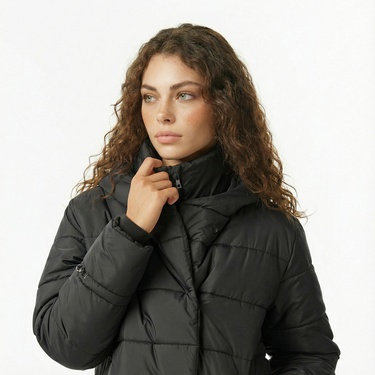  Nautica Kadın Siyah Regular Fit Mont