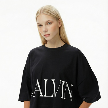  Calvin Klein Cropped Graphic Kadın Siyah Crop T-Shirt