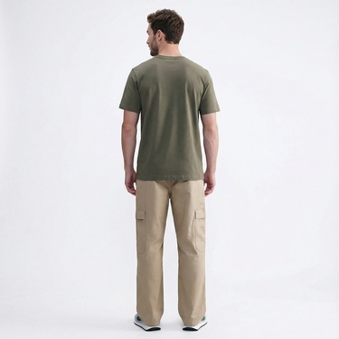  Nike Sportswear Icon Swoosh Erkek Haki T-Shirt