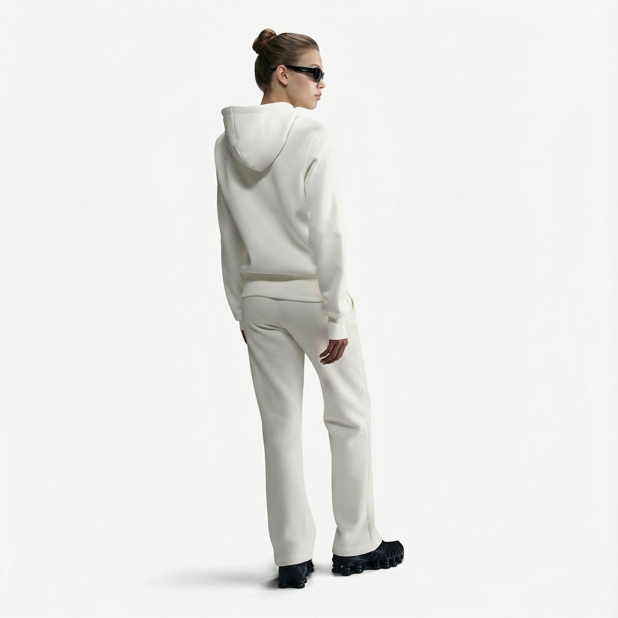 Nike Sportswear Phoenix Fleece Kadın Beyaz Kapüşonlu Hoodie