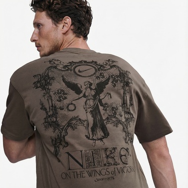 Nike Sportswear M90 Wings Victory Erkek Kahverengi T-Shirt