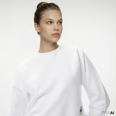  Converse Kadın Beyaz Sweatshirt