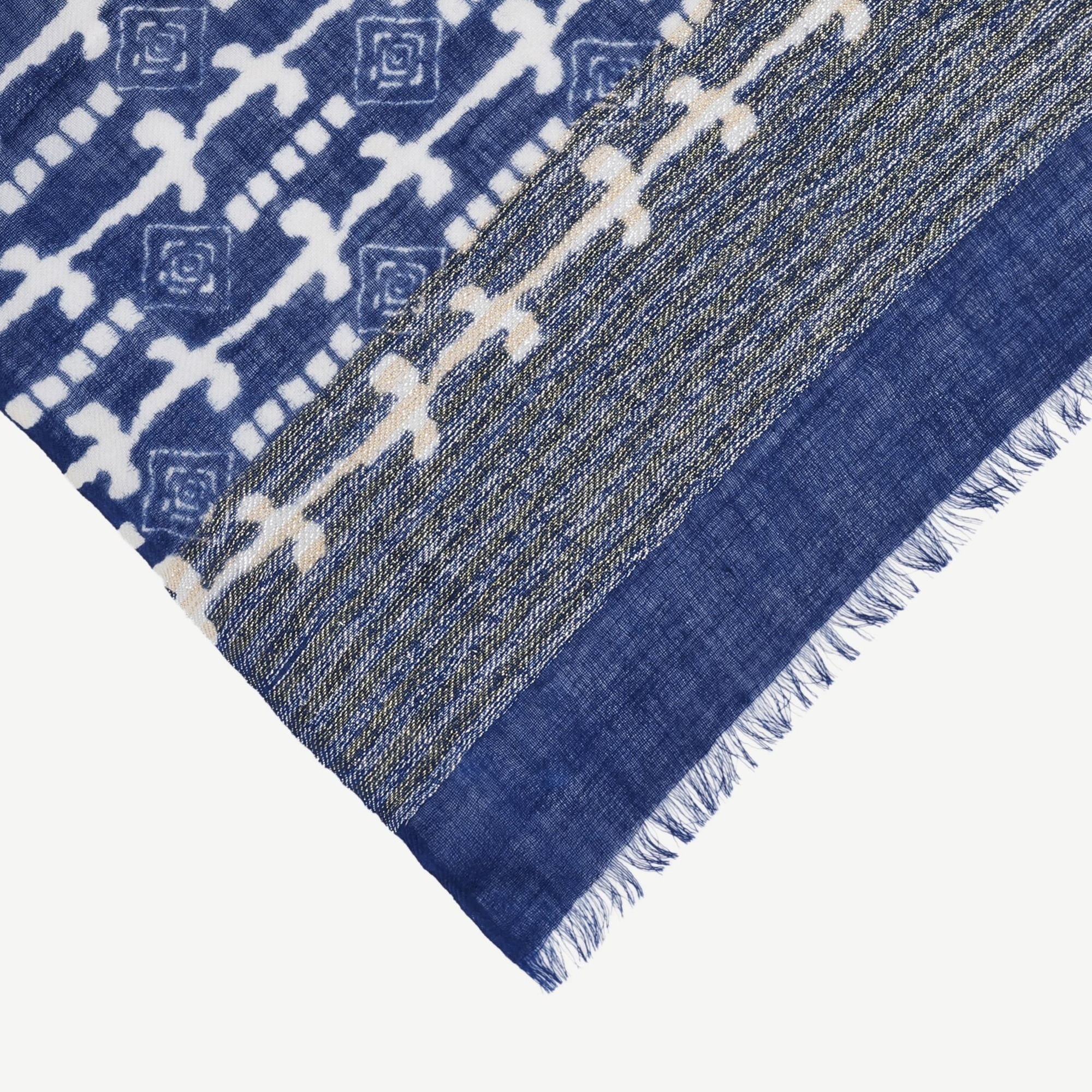 YARGICI Karışık Desenli Yün Şal