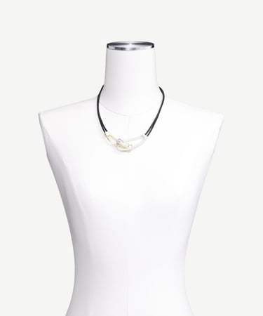  YARGICI Metal Uç Detaylı Kolye