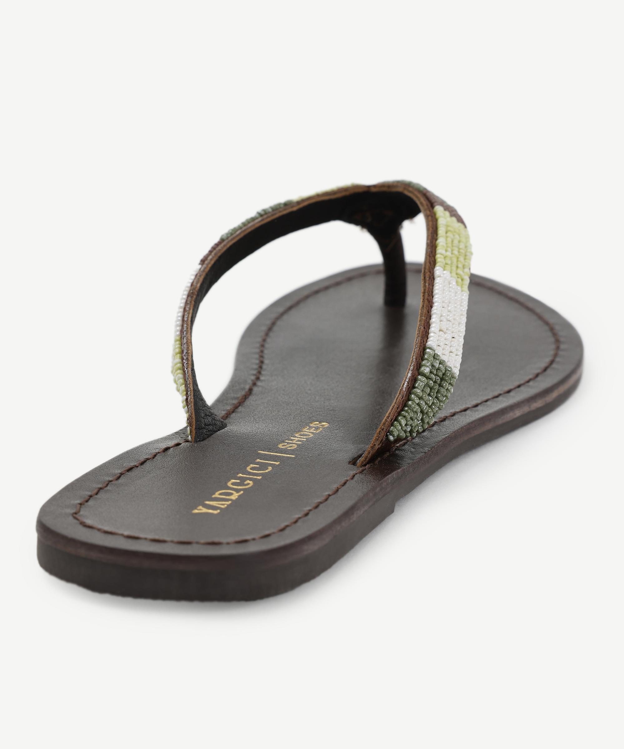 YARGICI Boncuk İşlemeli Parmak Arası Deri Terlik