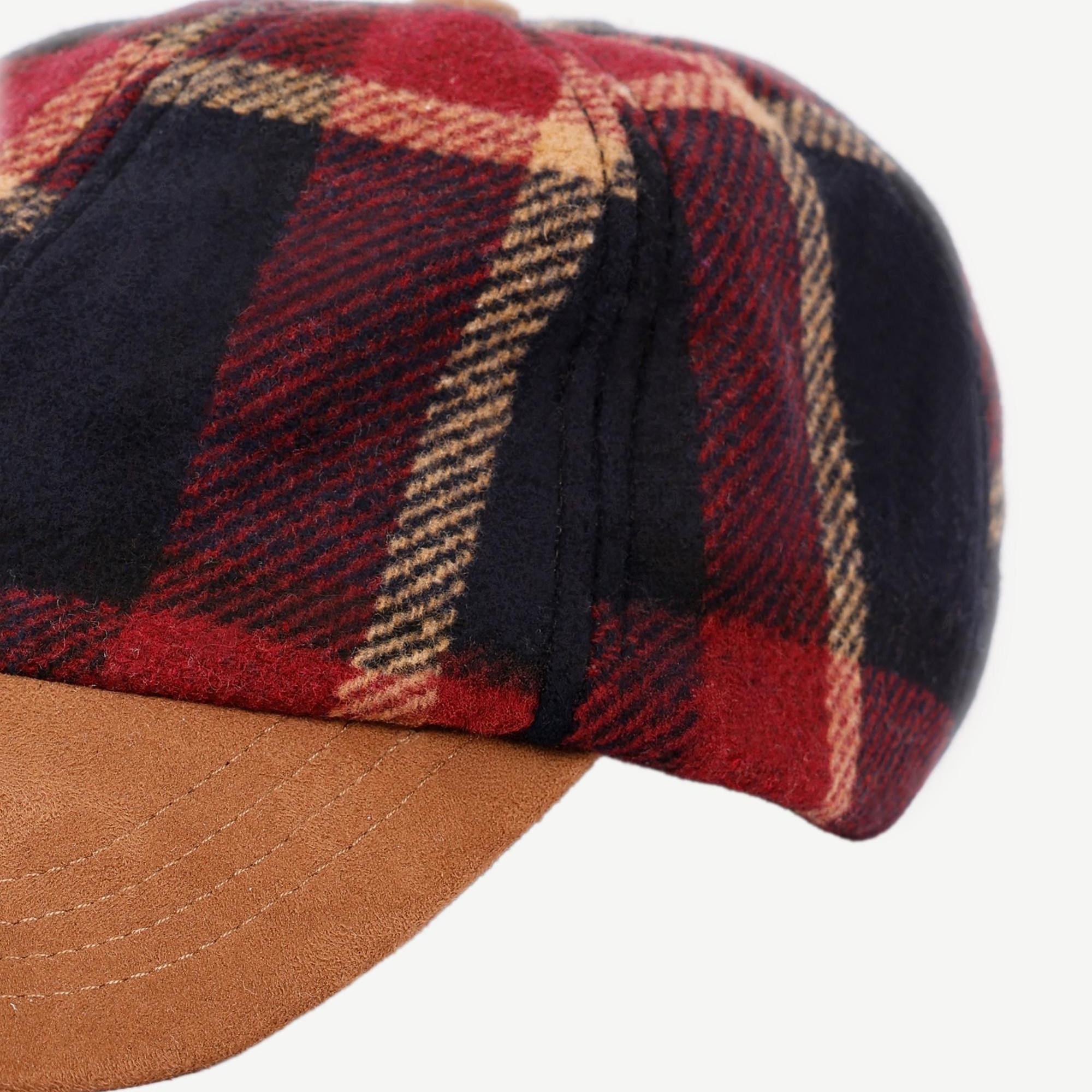 YARGICI Ekose Süet Detaylı Şapka