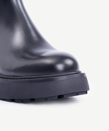  YARGICI Lastikli Ve Tokalı Deri Bot