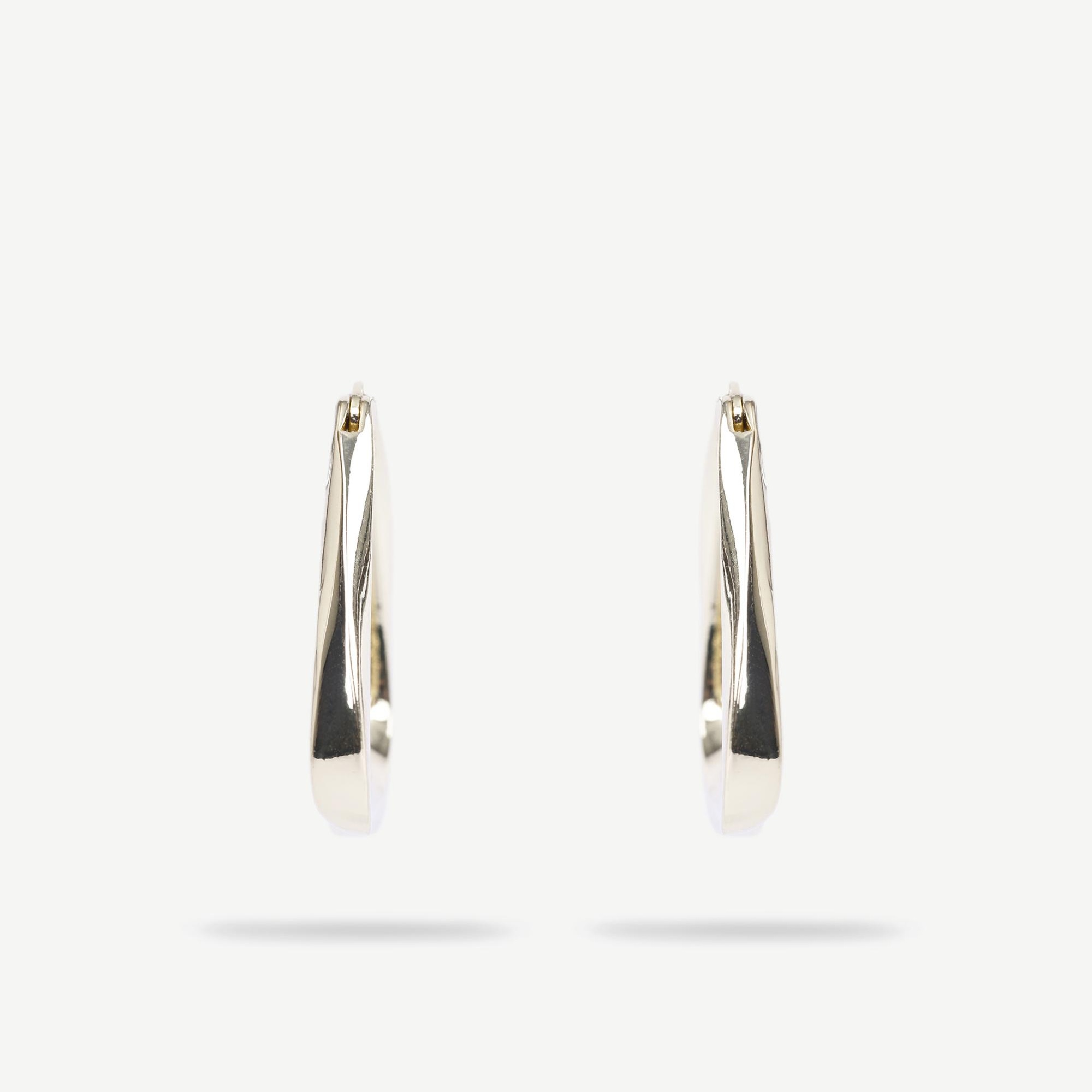 YARGICI Asimetrik Formlu Halka Küpe