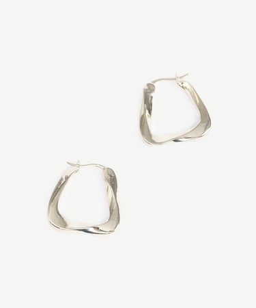  YARGICI Asimetrik Formlu Halka Küpe