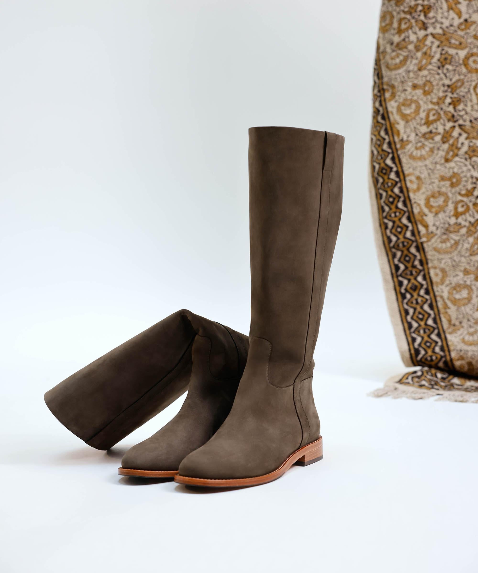 YARGICI Lastikli Deri Çizme