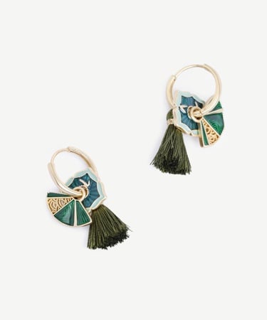  YARGICI Charm Detaylı Küpe