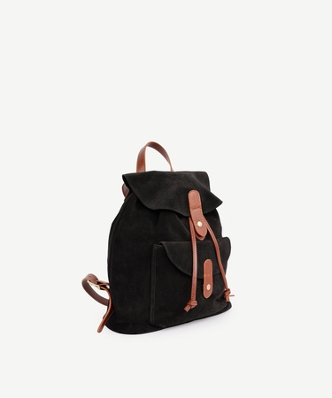  YARGICI Kapak Detaylı Süet Deri Sırt Çantası