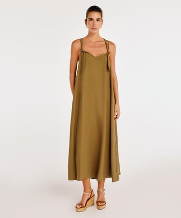  YARGICI Düğüm Askı Detaylı V Yaka Uzun Boy Elbise