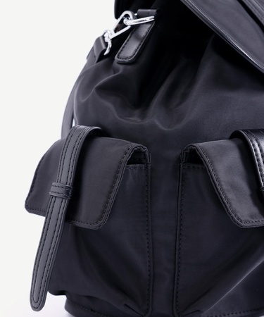  YARGICI Çift Cepli Sırt Çantası