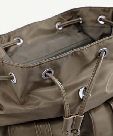  YARGICI Çift Cepli Sırt Çantası