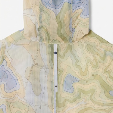  Lacoste Kadın Oversize Fit Kapüşonlu Renkli Mont