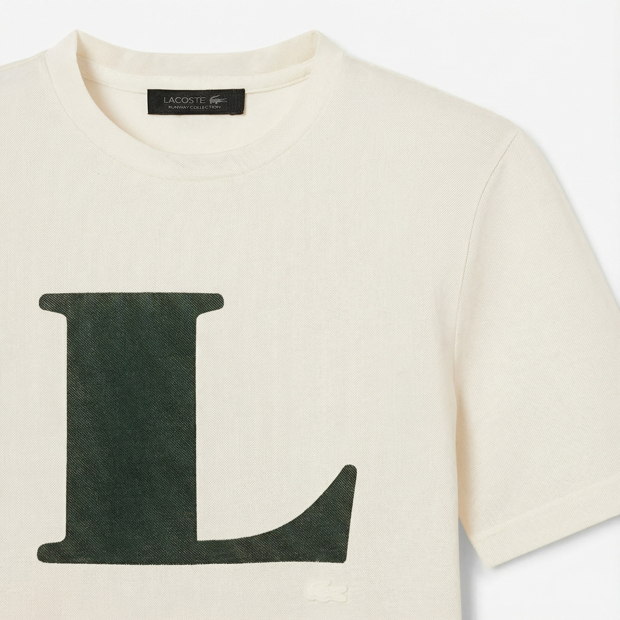Lacoste Runway Kadın Bisiklet Yaka Baskılı İpek Beyaz T-Shirt