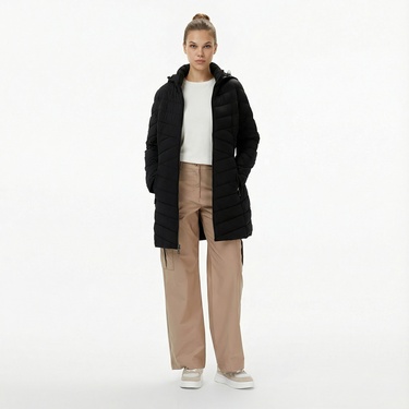  Nautica Kadın Siyah Su İtici Özellikli Mont