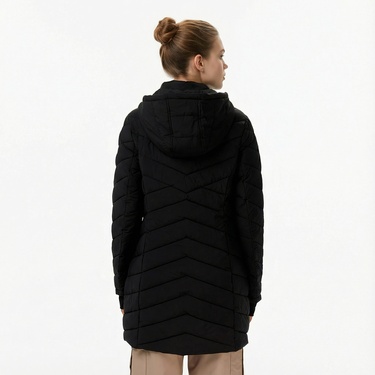  Nautica Kadın Siyah Su İtici Özellikli Mont