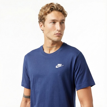  Nike Sportswear Club Erkek Lacivert T-Shirt