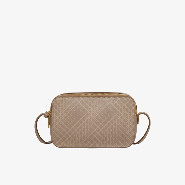  Calvin Klein Emblem Elongated Camera Kadın Haki Çapraz Çanta