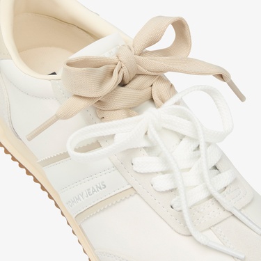  Tommy Hilfiger Alphacleat Kadın Bej Sneaker