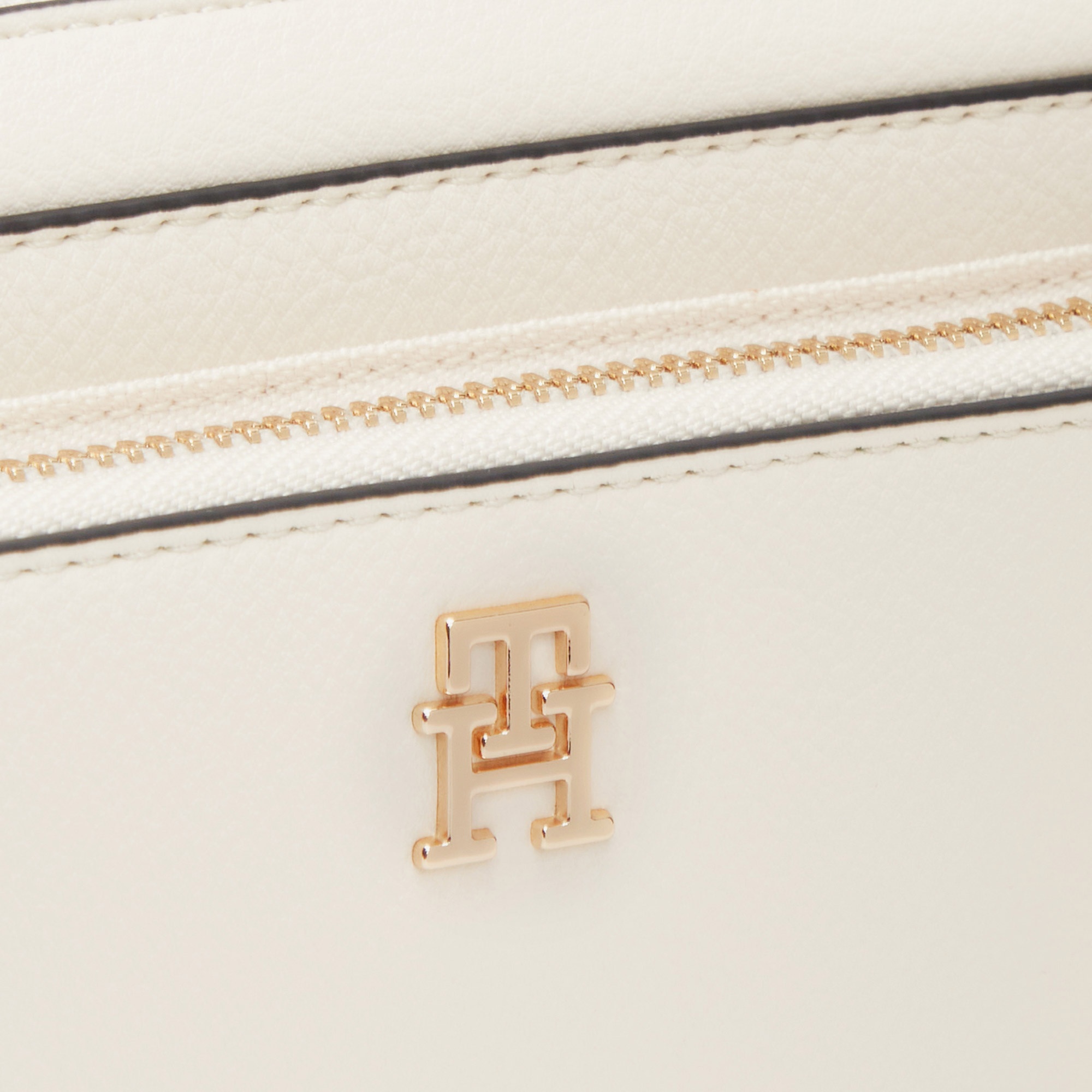 Tommy Hilfiger Icon Kadın Bej Çapraz Çanta