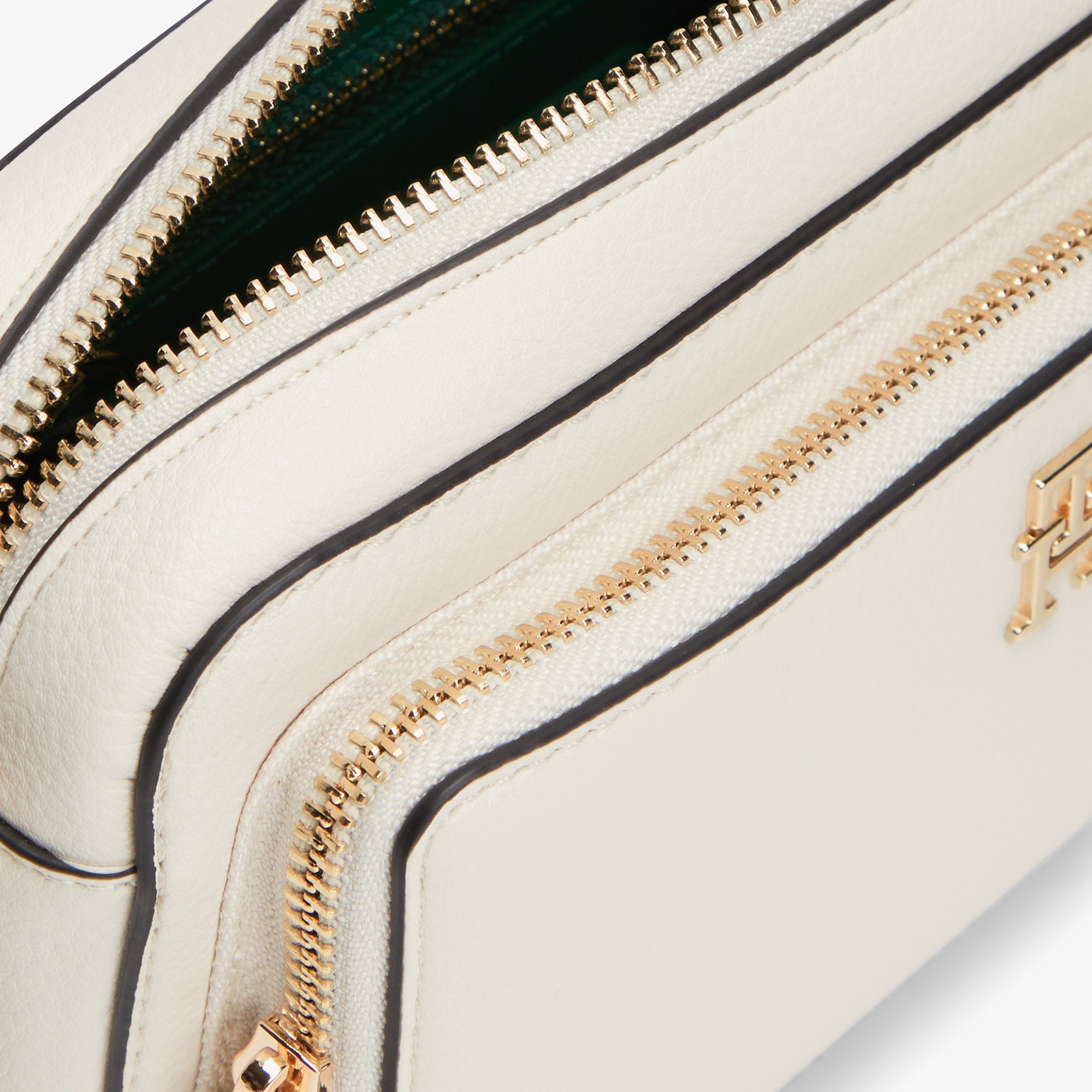 Tommy Hilfiger Icon Kadın Bej Çapraz Çanta