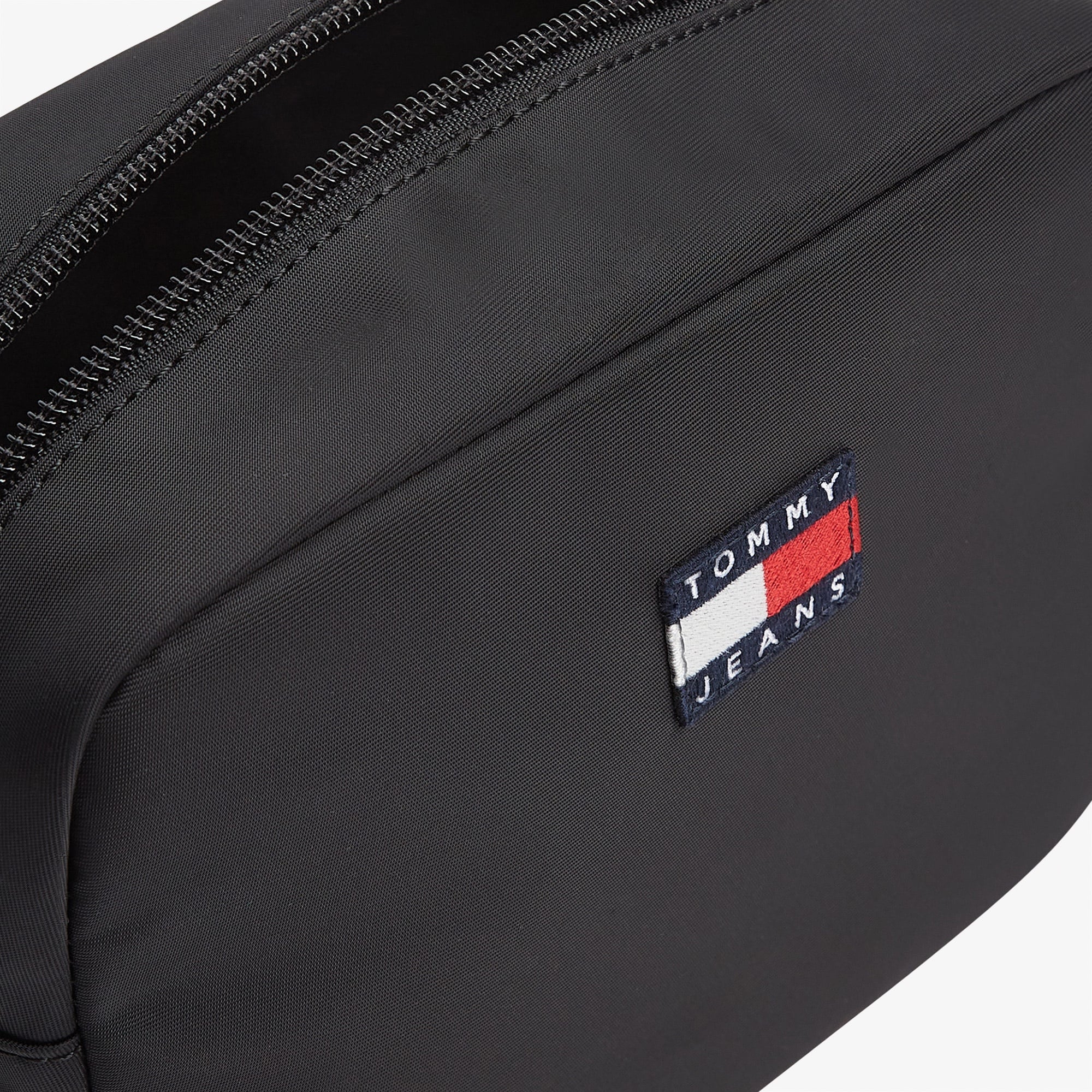 Tommy Hilfiger Essential Daily Kadın Siyah Çapraz Çanta