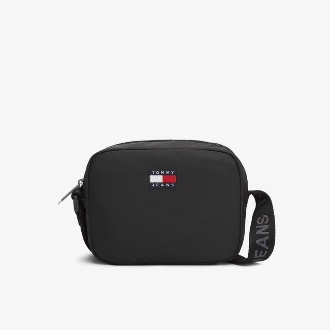  Tommy Hilfiger Essential Daily Kadın Siyah Çapraz Çanta